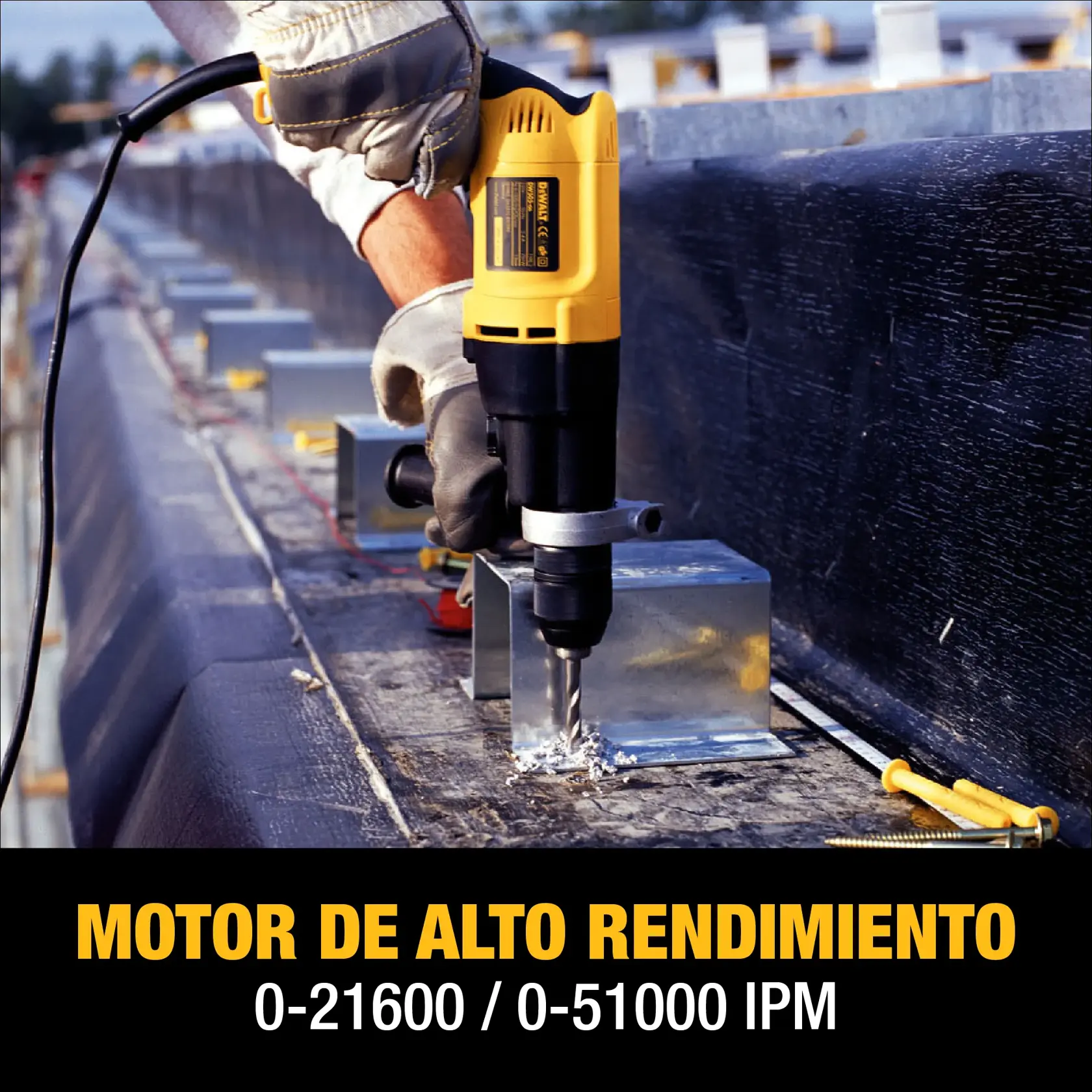 DEWALT® Taladro Percutor de 1/2" (13mm) con Cable de 800W y Velocidad Variable Reversible