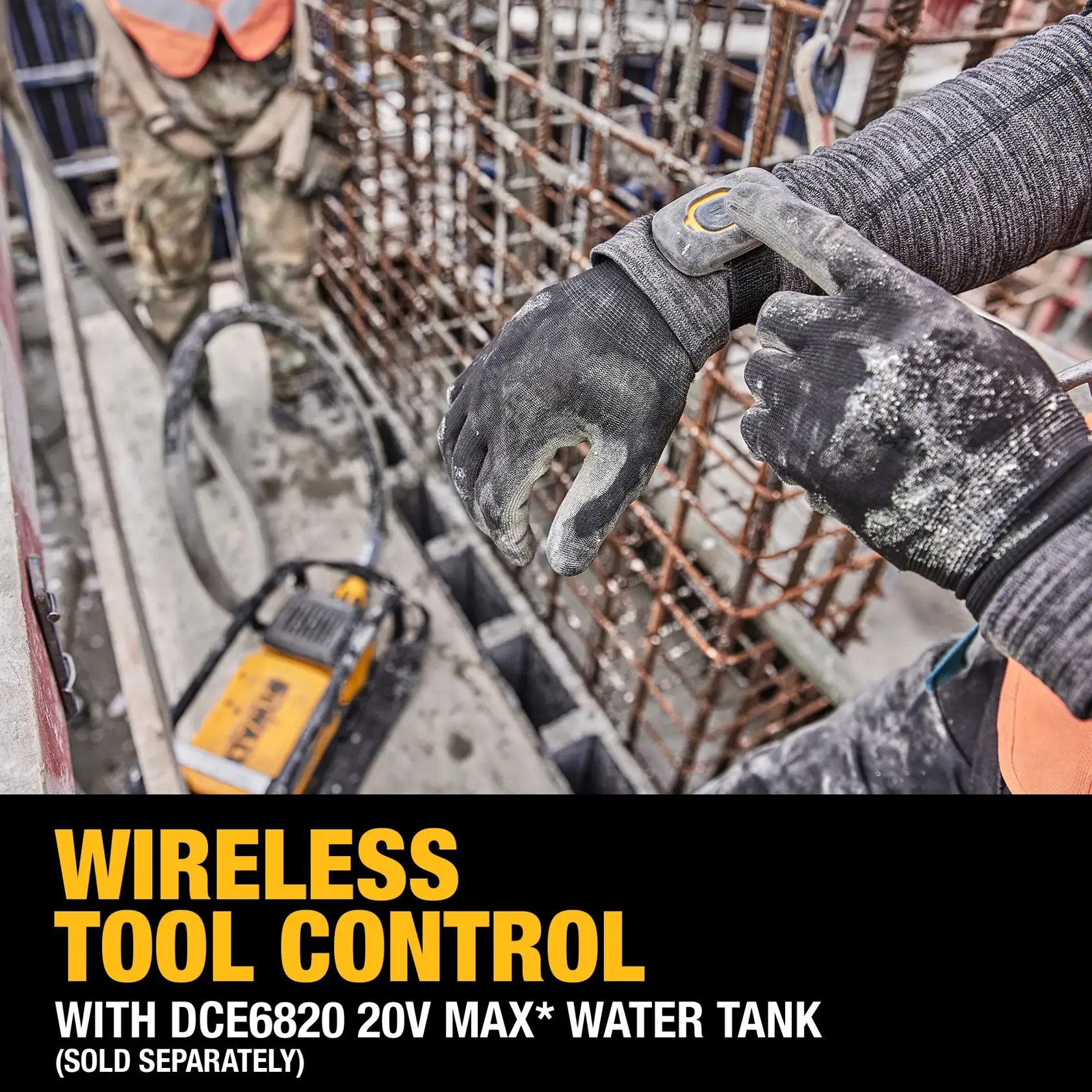 Image graphic of DEWALT POWERSHIFT Vibrator Kit to highlight wireless tool control