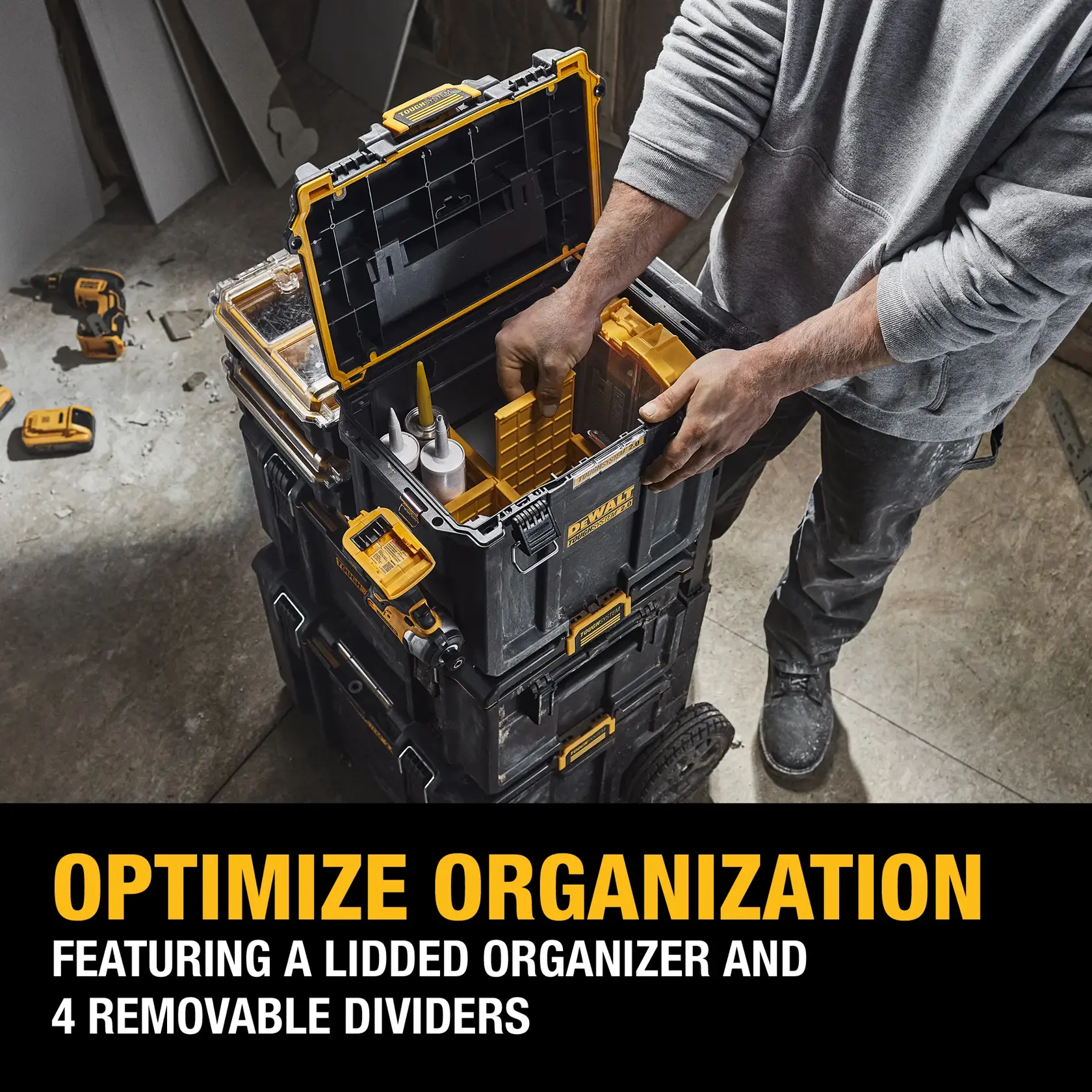  OPTIMIZE ORGANIZATION: Customize your storage solution with 4 removable dividers and a lidded organizer that features slots compatible with ToughCase(TM) Bit Bars.