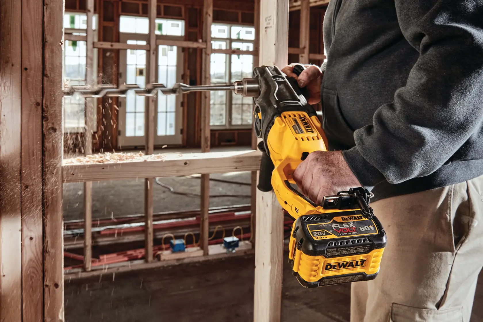 DEWALT® 60V MAX* In-Line Stud and Joist Drill with E-CLUTCH® System Kit