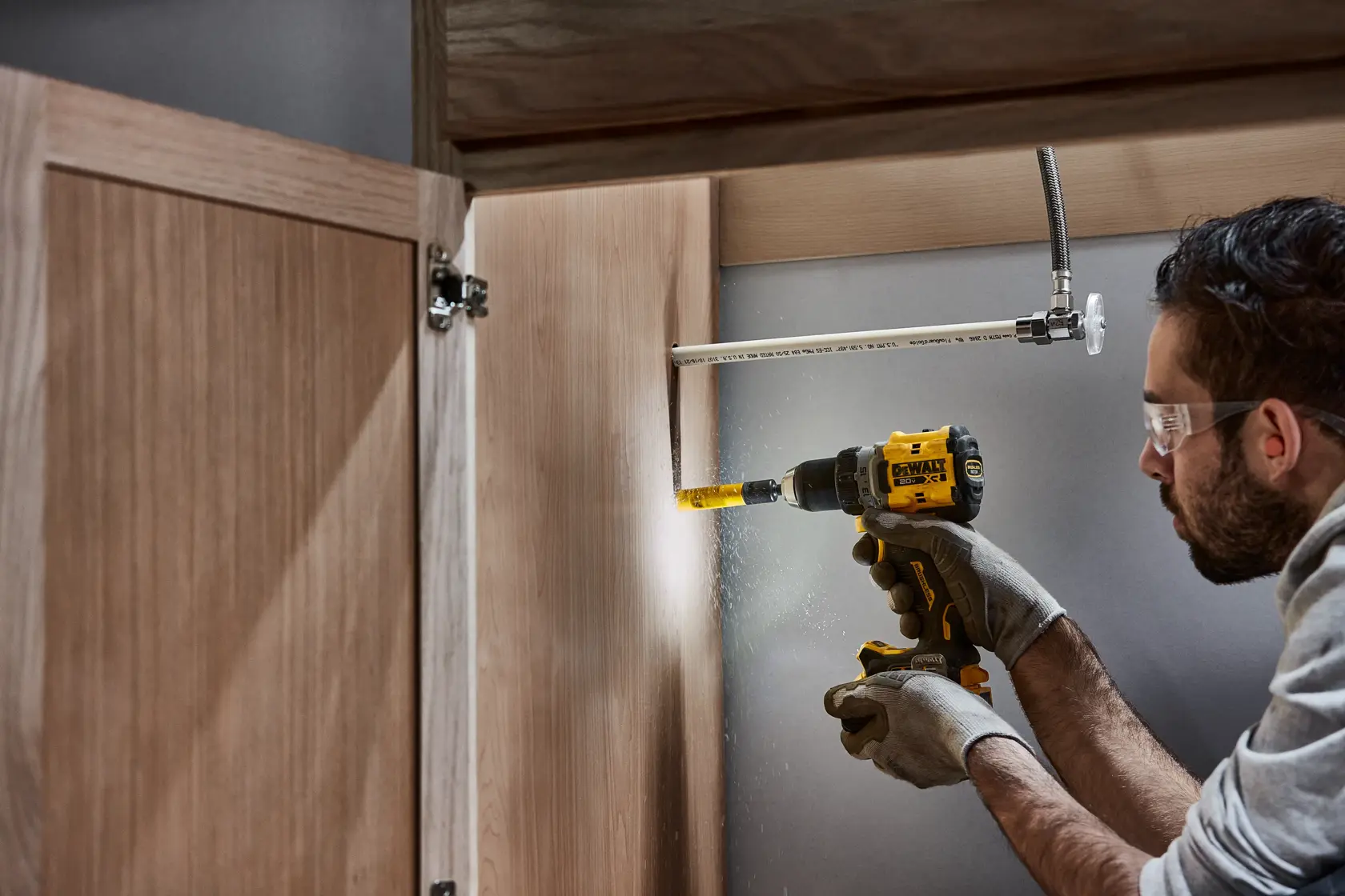 DEWALT® 20V MAX* XR® Brushless Cordless 1/2-in. Drill/Driver Kit