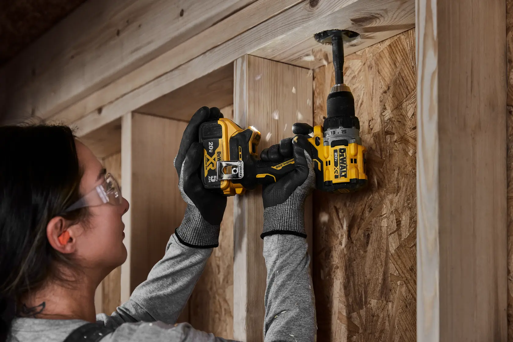 DEWALT® 20V MAX* XR® Brushless Cordless 1/2-in. Drill/Driver Kit