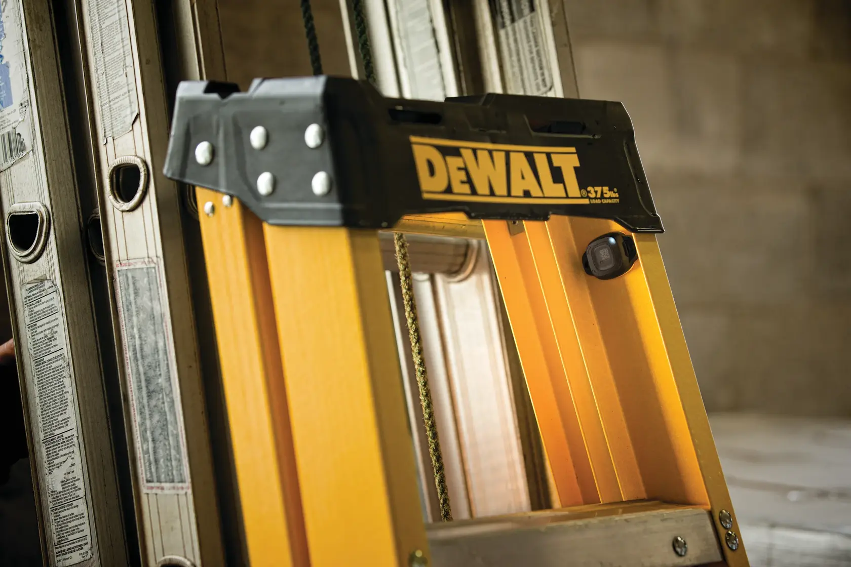 DEWALT® Tool Connect™ Tag (Single)