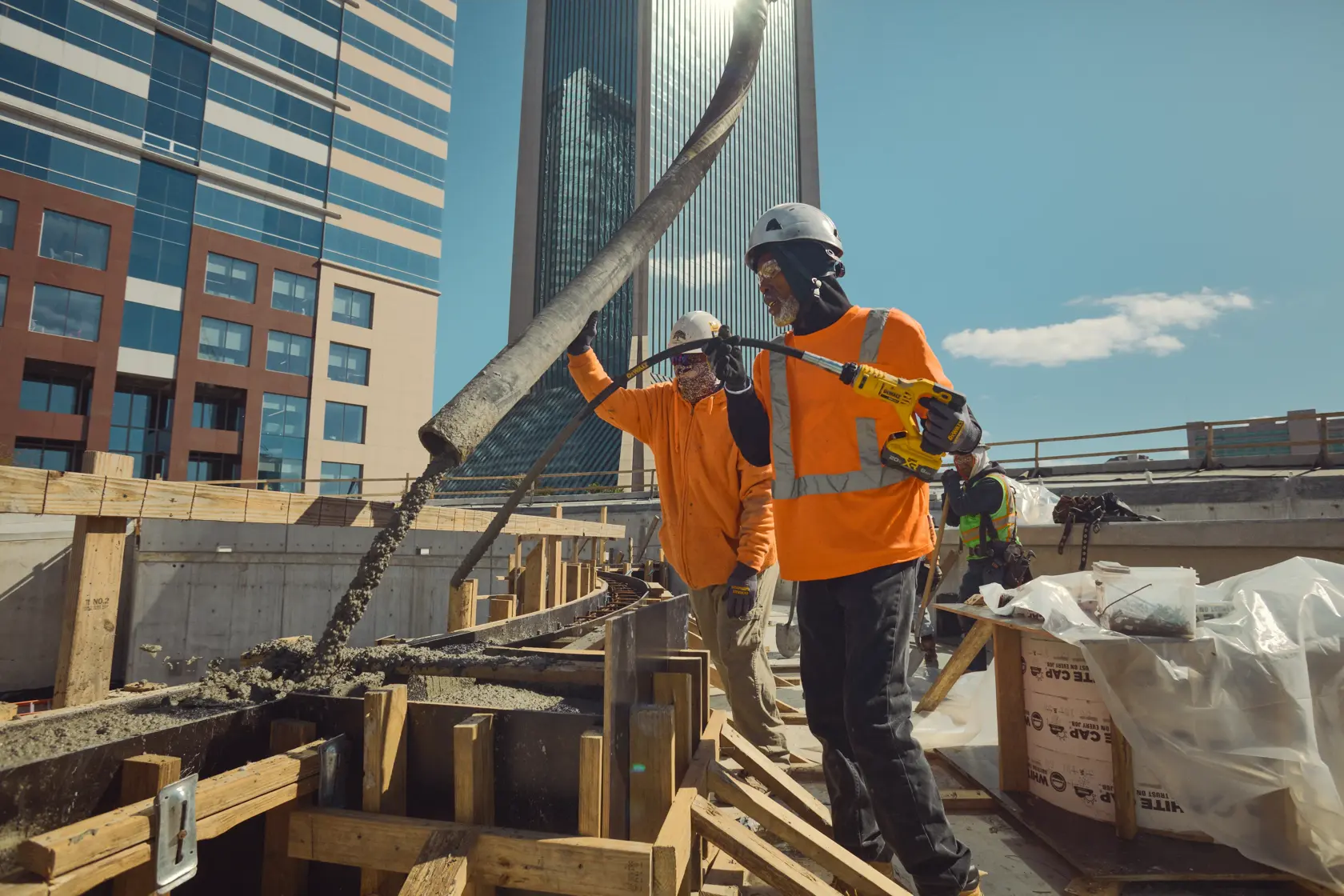 DEWALT pencil vibrator on jobsite