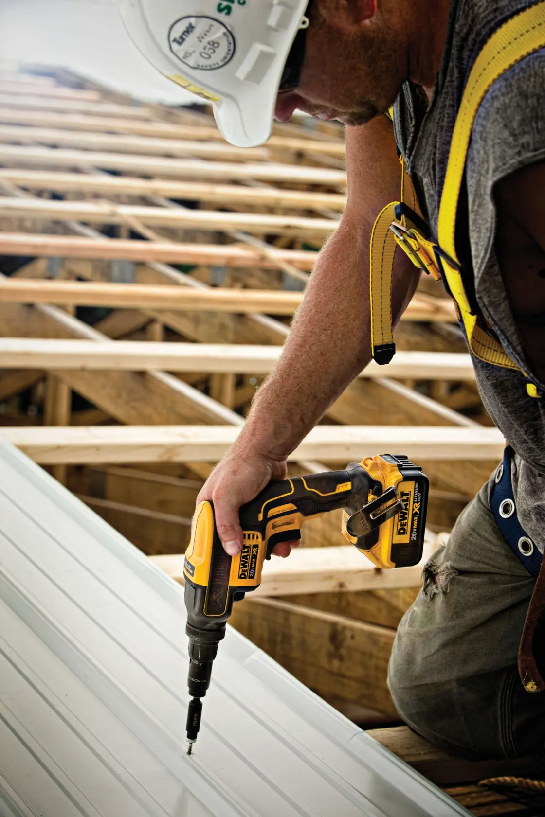 DEWALT® 20V MAX* XR® VERSA-CLUTCH™ Adjustable Torque Screwgun Kit