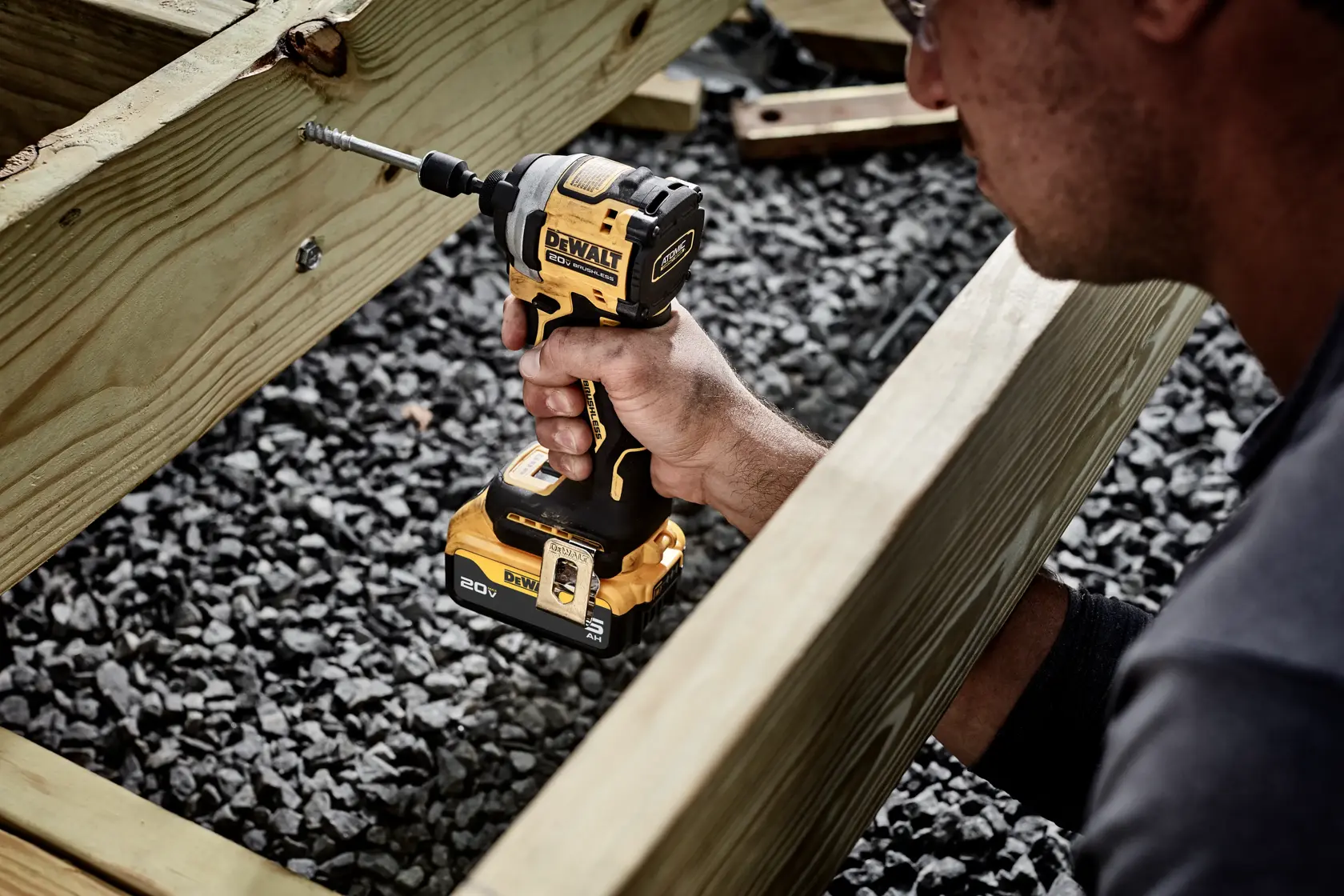 DEWALT® 20V MAX* ATOMIC™ Brushless Cordless 3-Speed 1/4-in. Impact Driver Kit