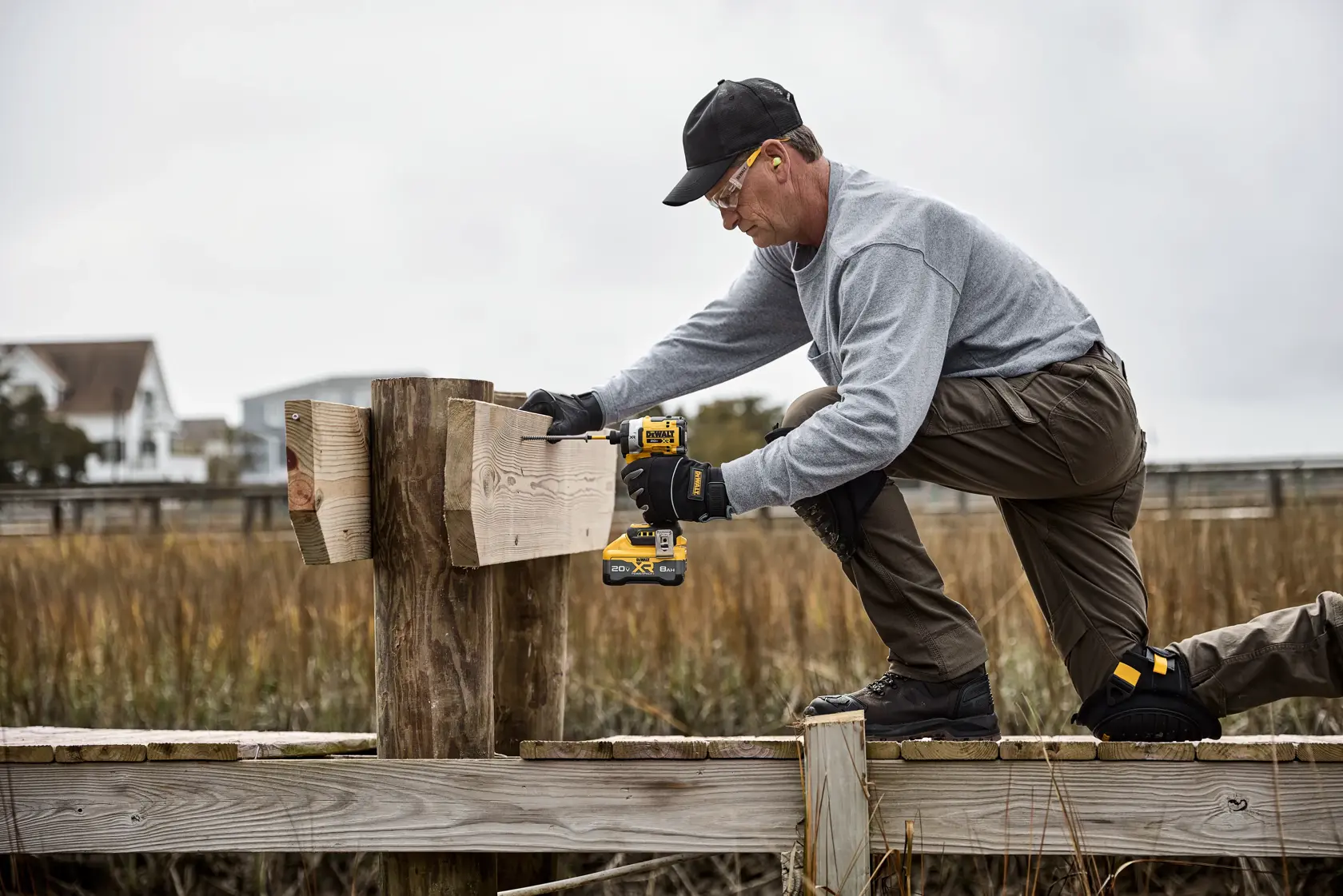 DEWALT 20V MAX  XR(®) 3-Speed High Torque 1/4 in. Impact Driver Application Image Dock Shot