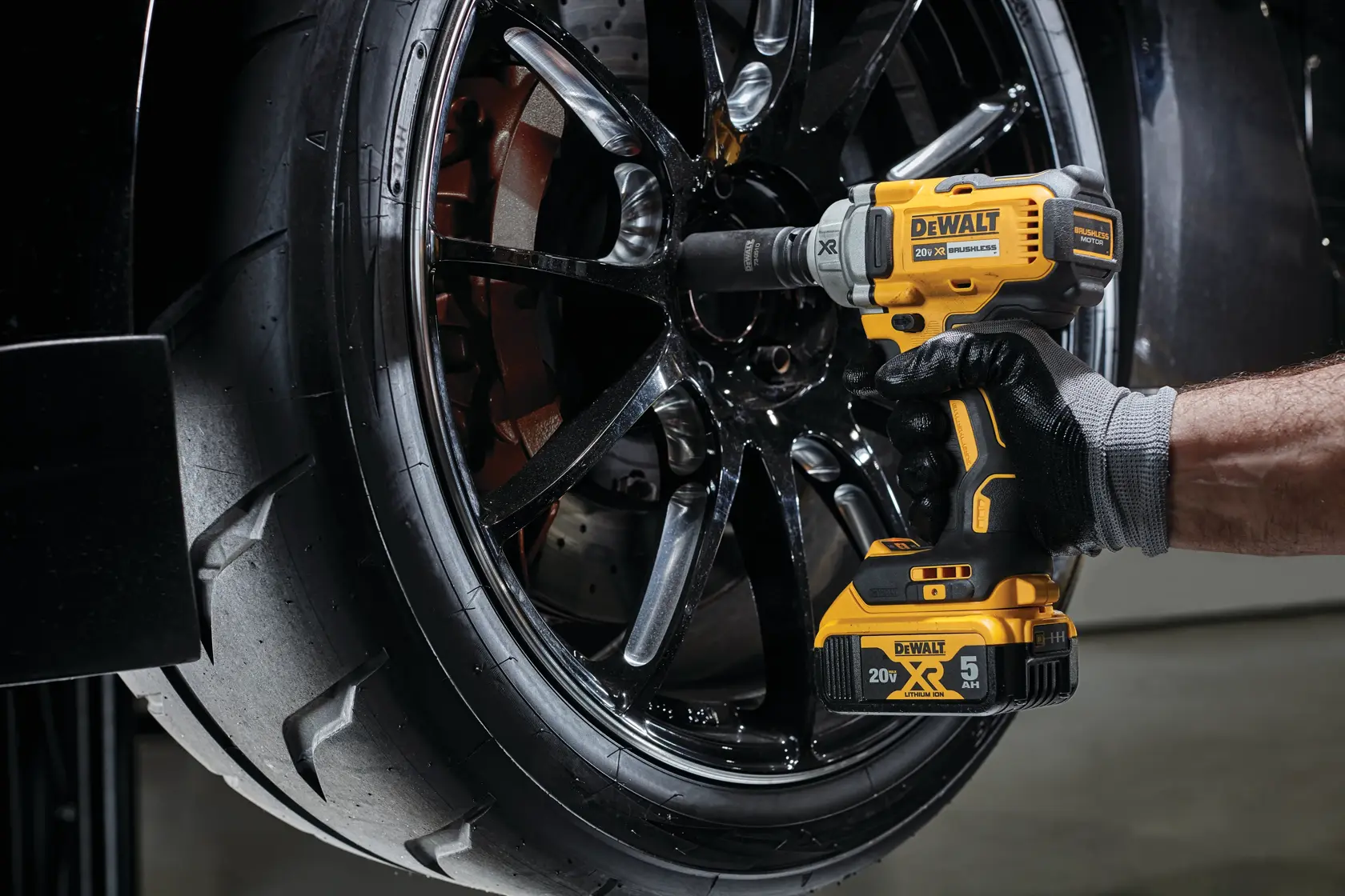 DEWALT® 20V MAX* Tool Connect™ 1/2-in. Mid-Range Impact Wrench With Hog Ring Anvil (Tool only)
