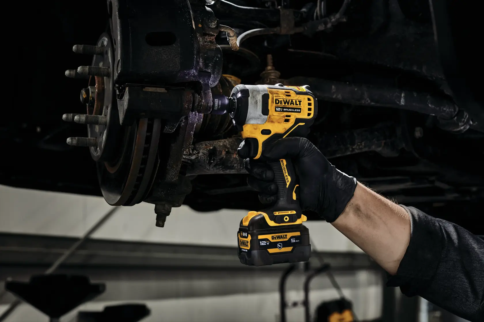 DEWALT® XTREME 12V MAX* Brushless 1/2-in. Cordless Impact Wrench  Kit