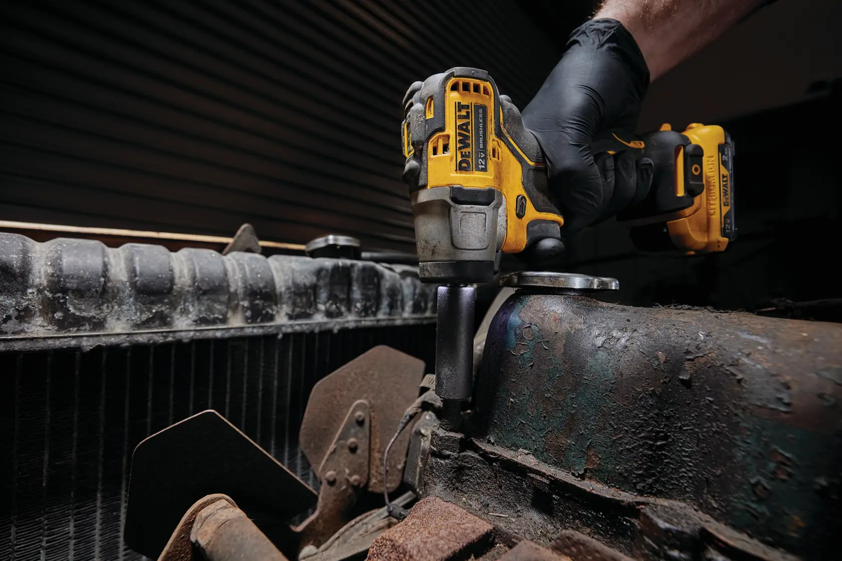 DEWALT® XTREME 12V MAX* Cordless Brushless 3/8-in. (9.5mm) Impact Wrench with (2) 2.0 Ah Batteries with Charger