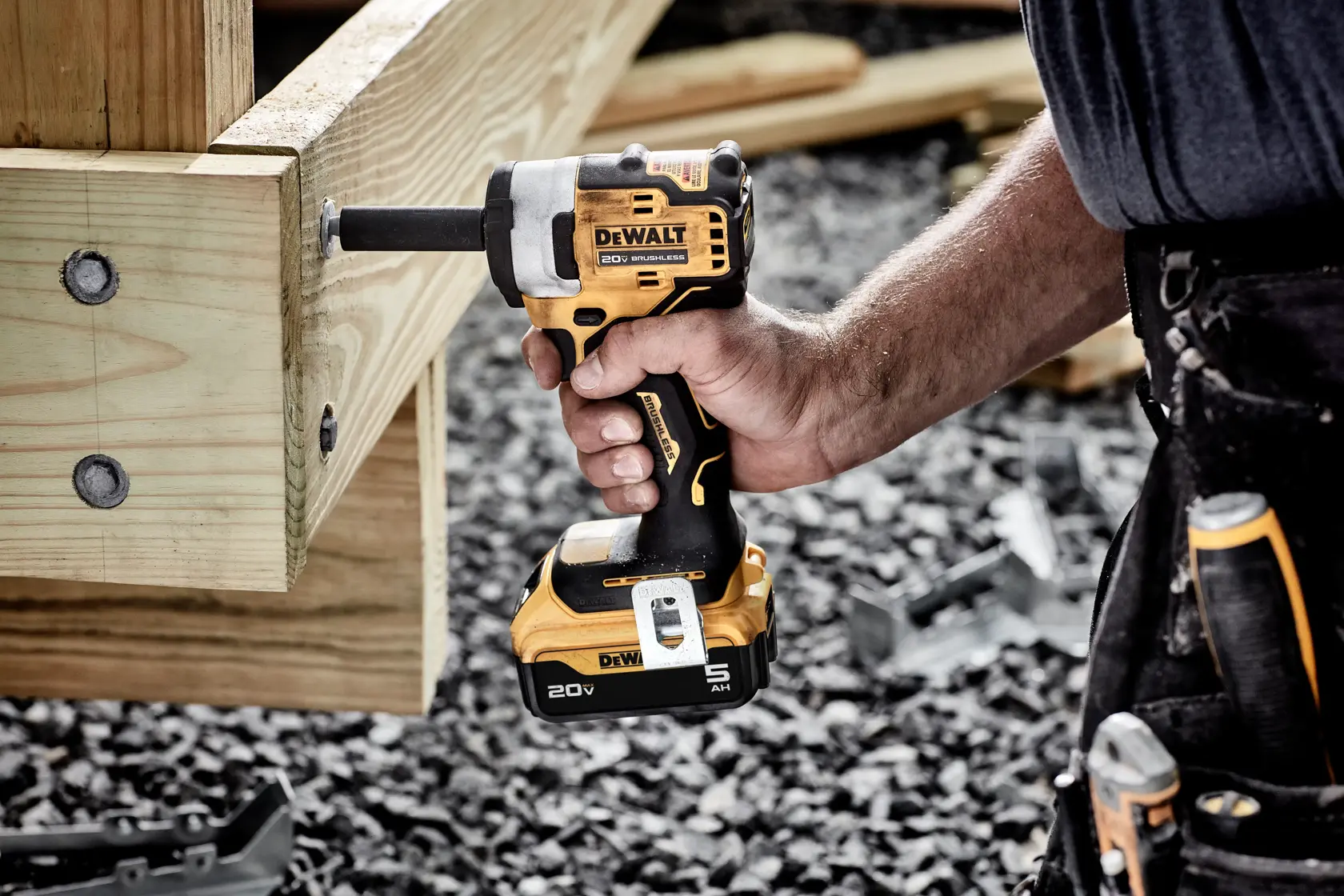 DEWALT® 20V MAX* 3/8-in. Cordless Impact Wrench with Hog Ring Anvil Kit