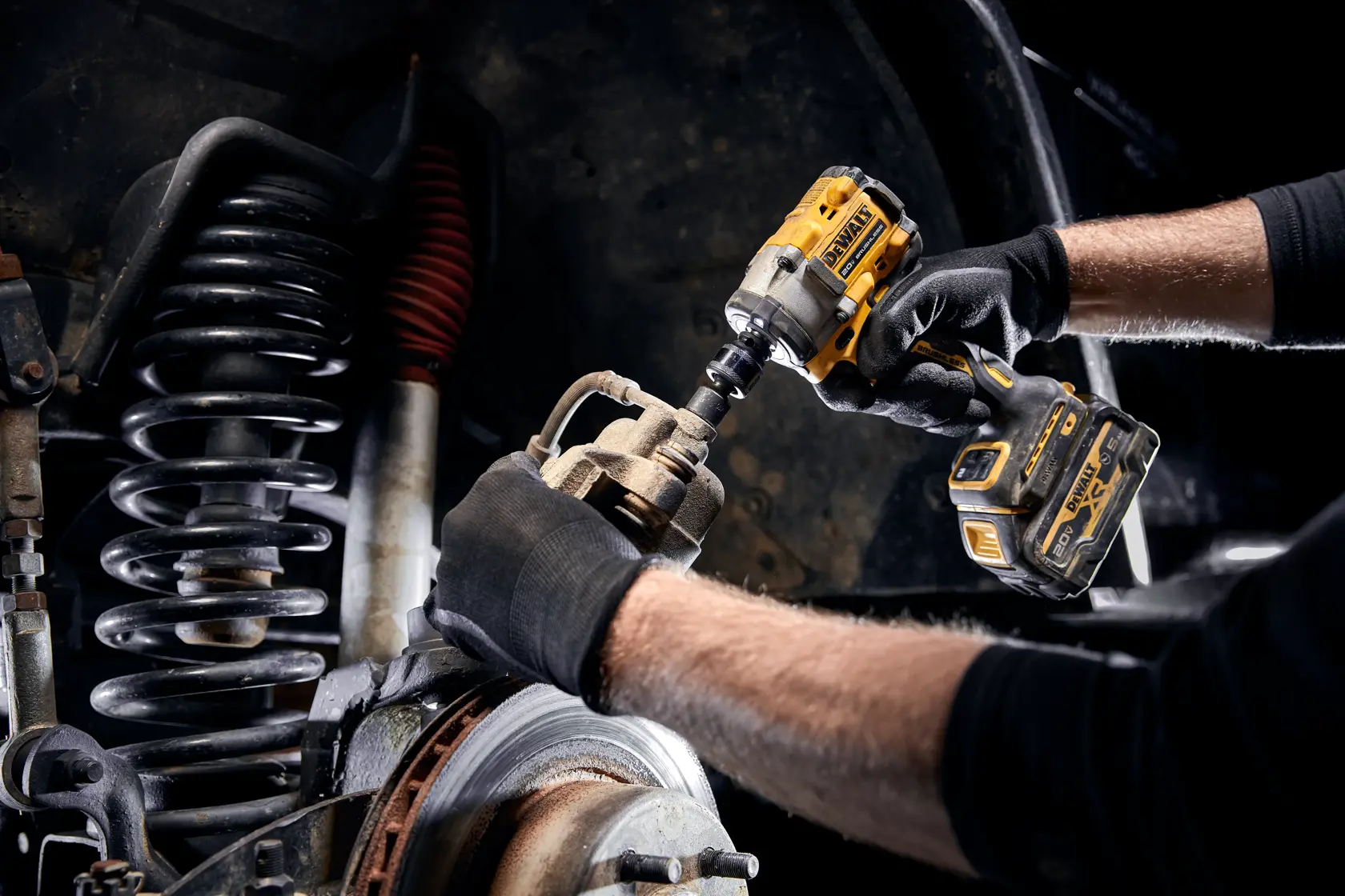 DEWALT® 20V MAX* ATOMIC™ 3/8-in. Cordless Impact Wrench With Hog Ring Anvil (Tool Only)
