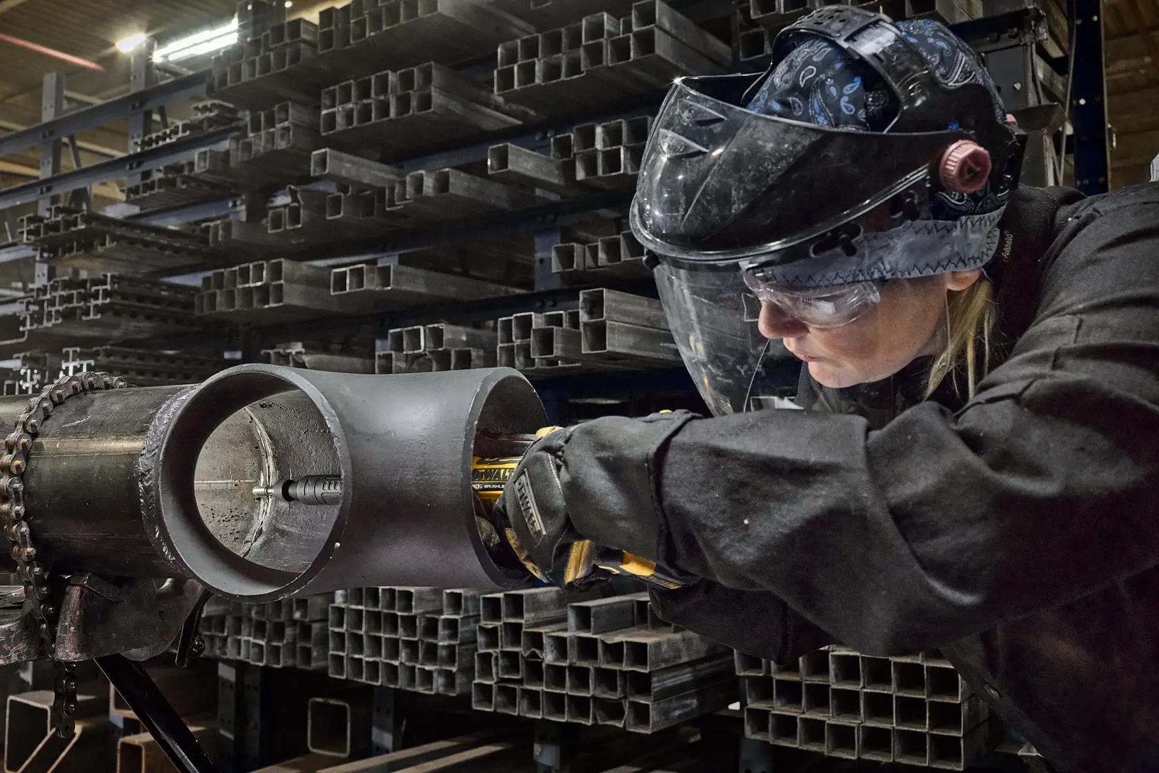 ATOMIC� 20V MAX* Extended Die Grinder