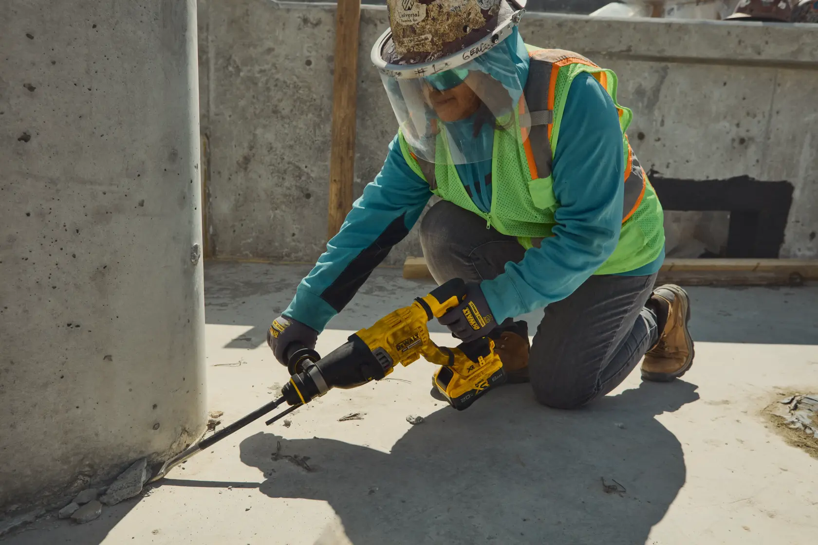 DEWALT® 20V MAX* 1-1/8 in. Brushless Cordless SDS PLUS D-Handle Rotary Hammer (Tool Only)