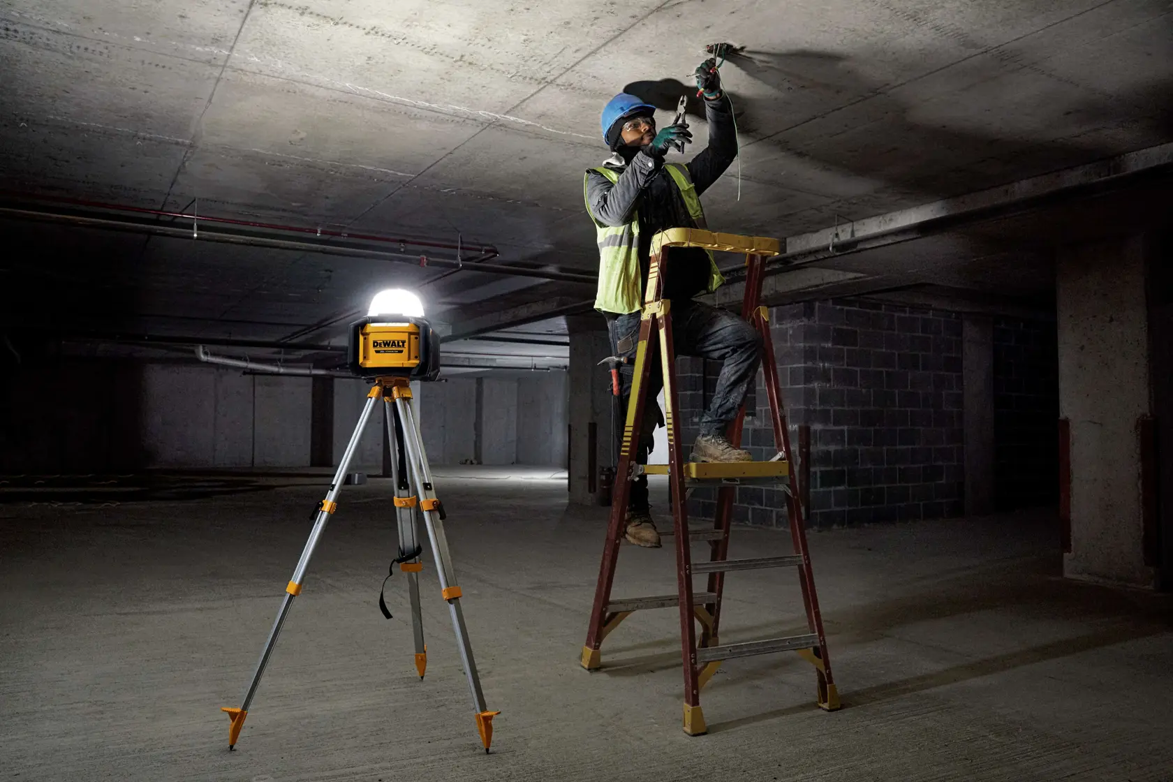 BATTERY NOT INCLUDED