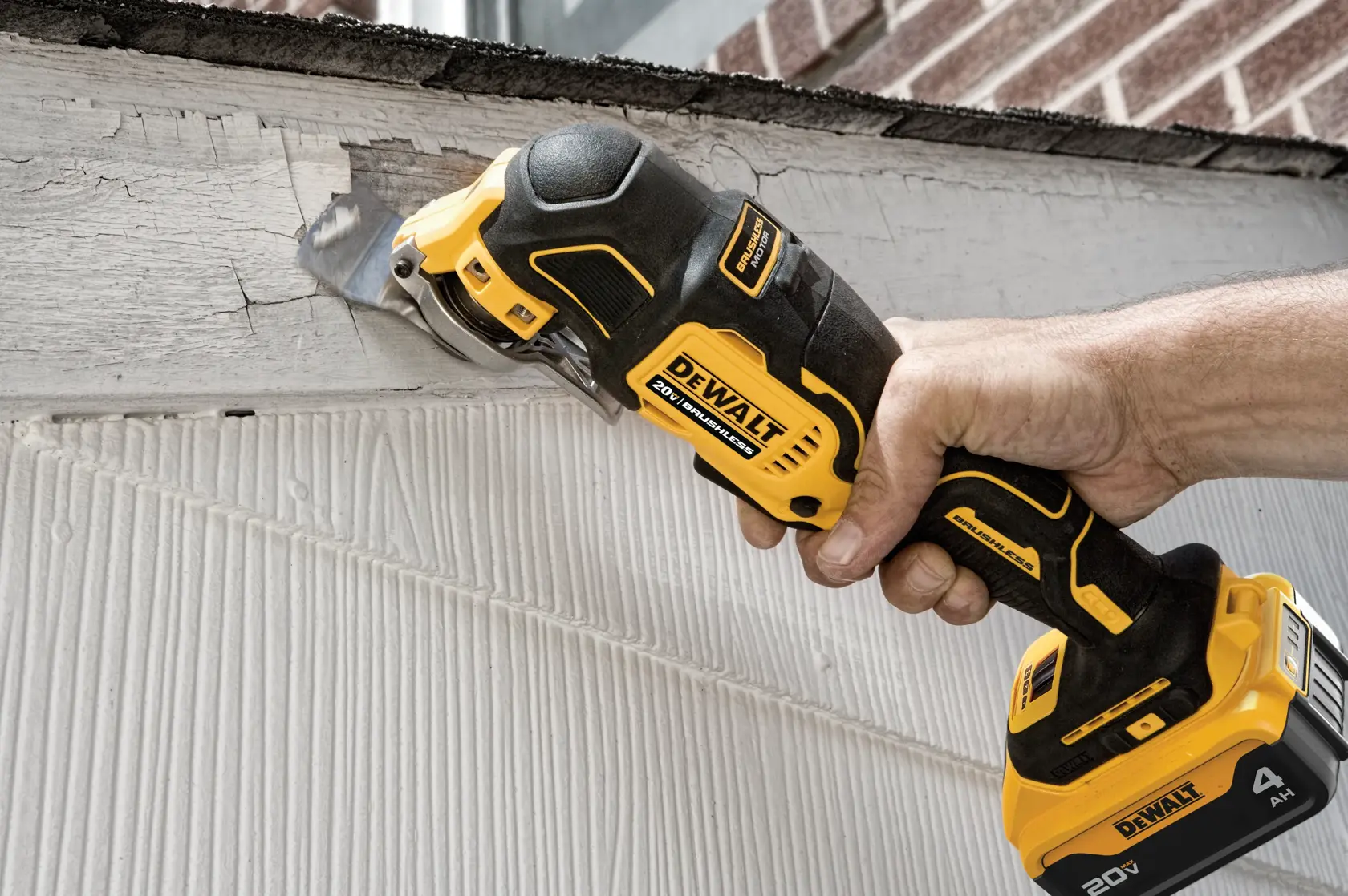 20V MAX** brushless oscillating multi-tool 4 Ah kit