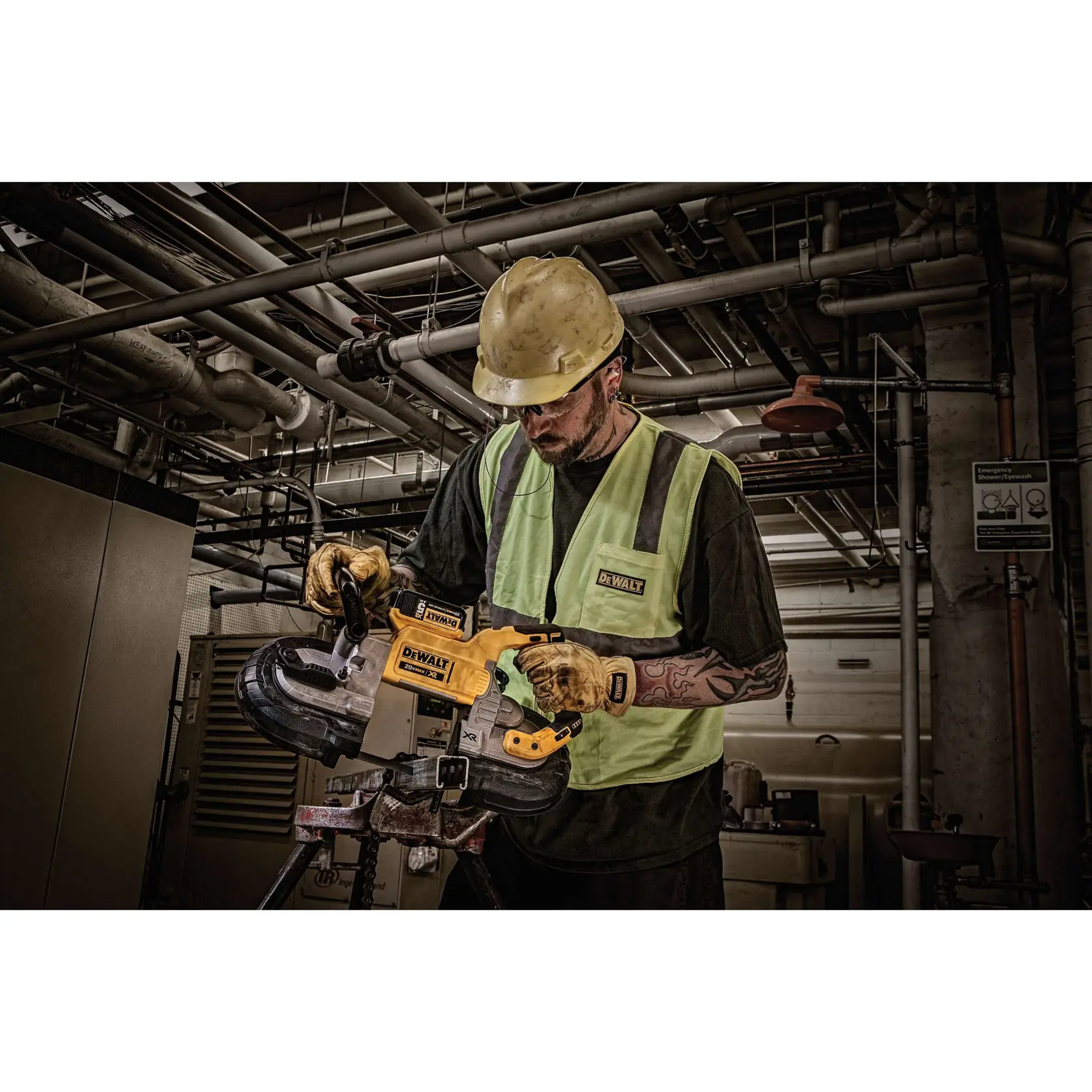 DEWALT® 20V MAX* XR® Brushless Deep Cut Band Saw Kit
