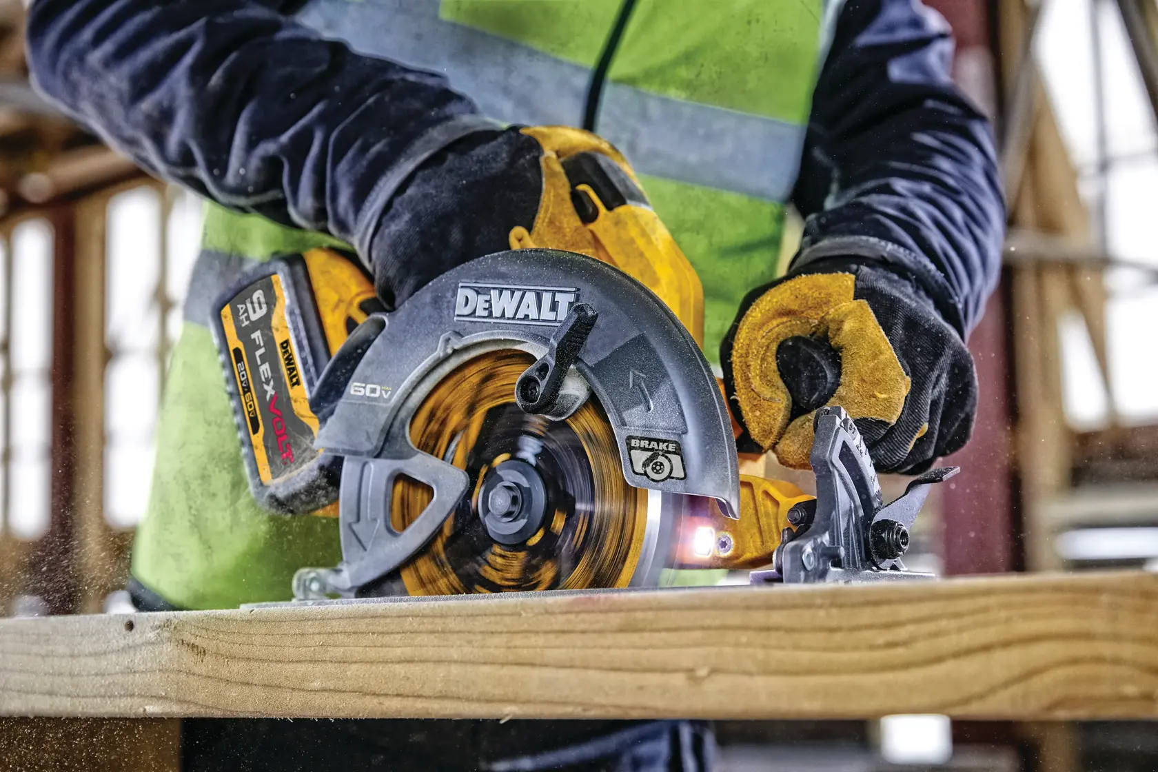 DEWALT® 60V MAX* Brushless Cordless 7-1/4-in. Circular Saw with Electronic Brake Kit