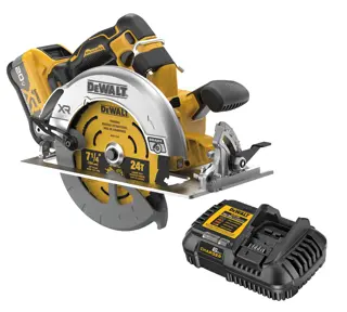 The DCS590 XR circular saw with the XR POWERPACK battery kit shot