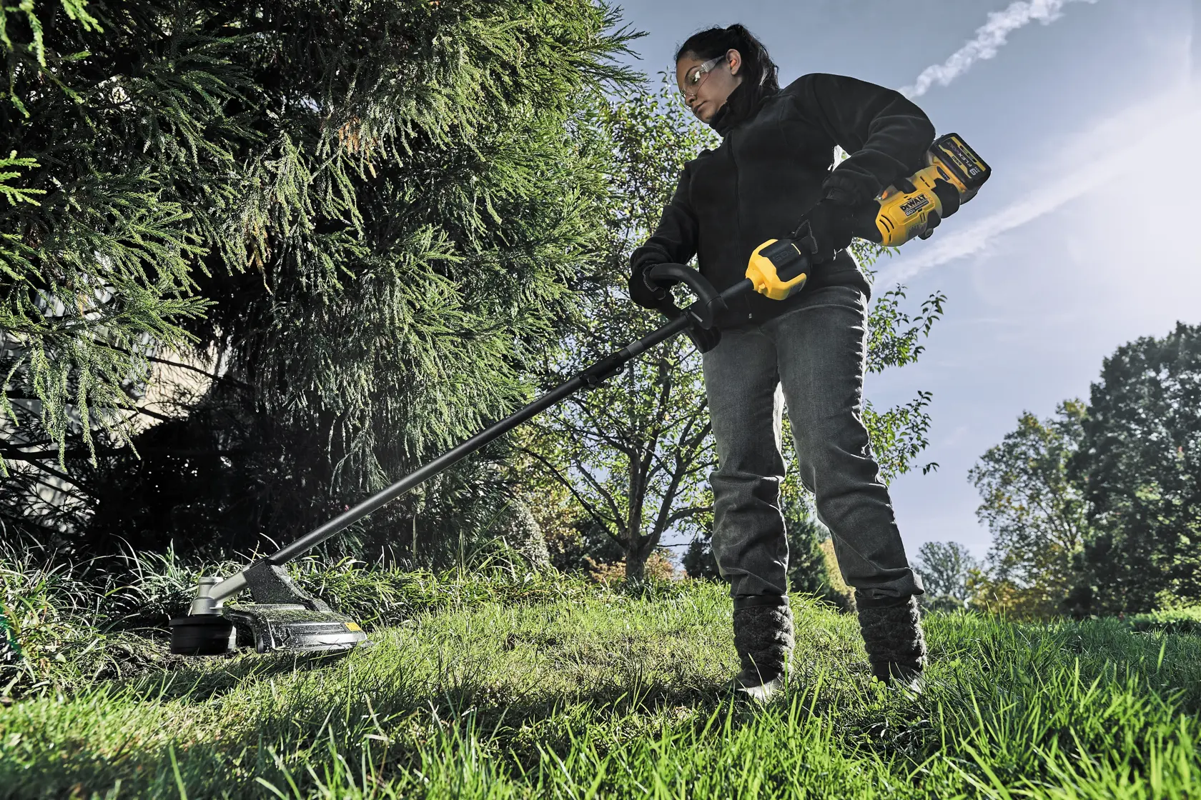 BATTERY NOT INCLUDED