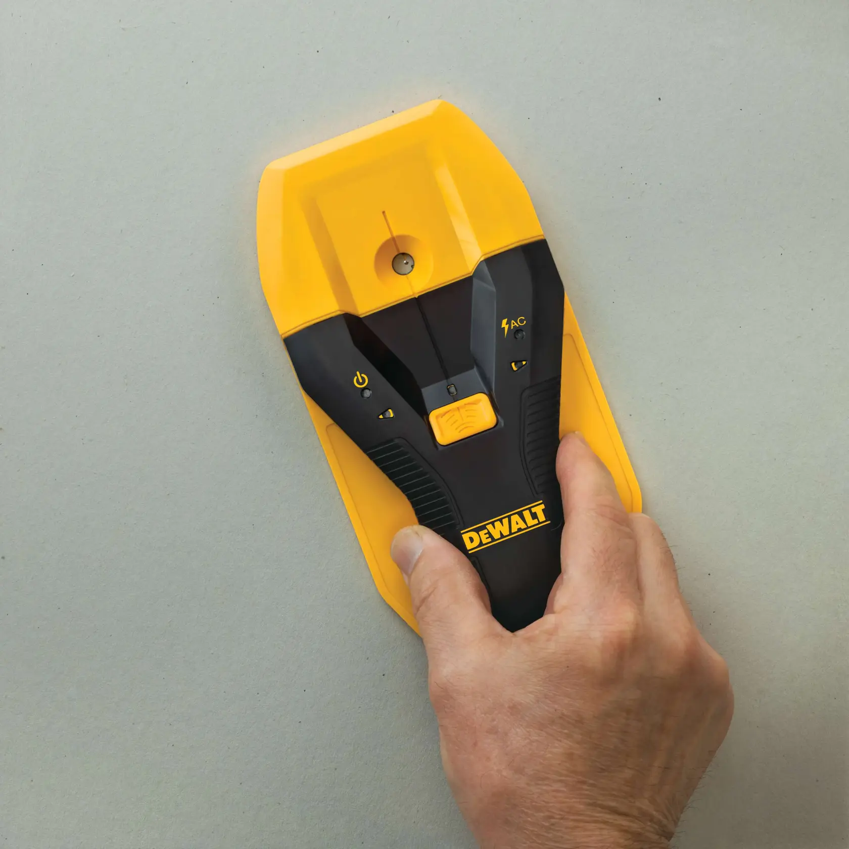 DEWALT® 1-1/2-in. Stud Finder