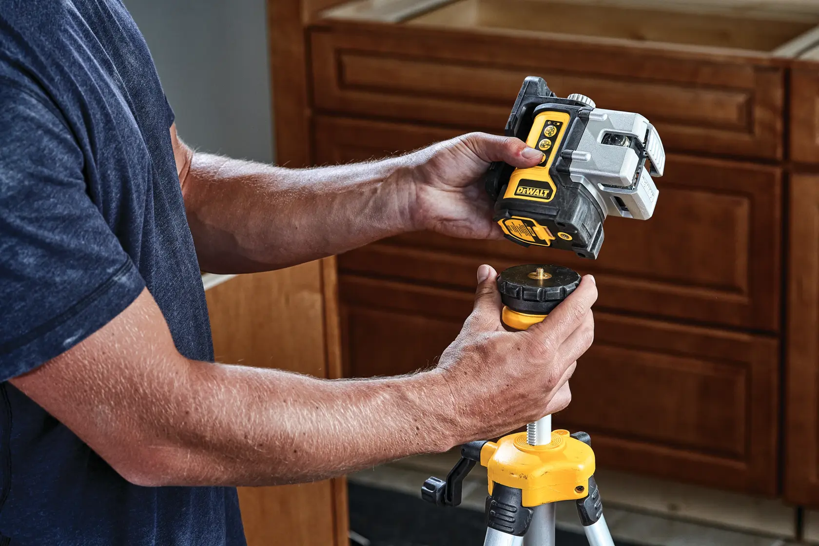 DEWALT® 3 Line Green Laser Level