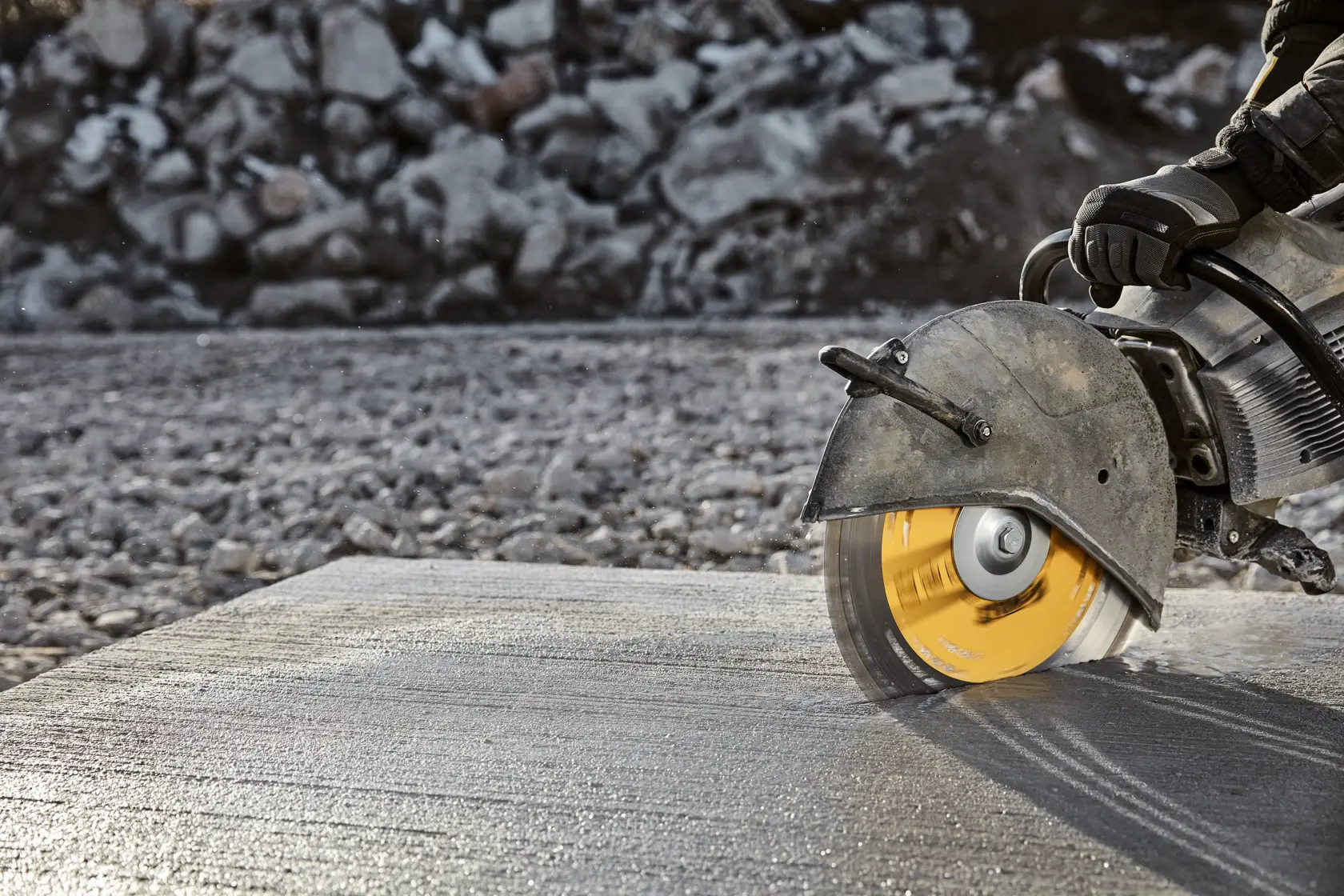 DEWALT® 14-in. XP Turbo Segmented Diamond Blade