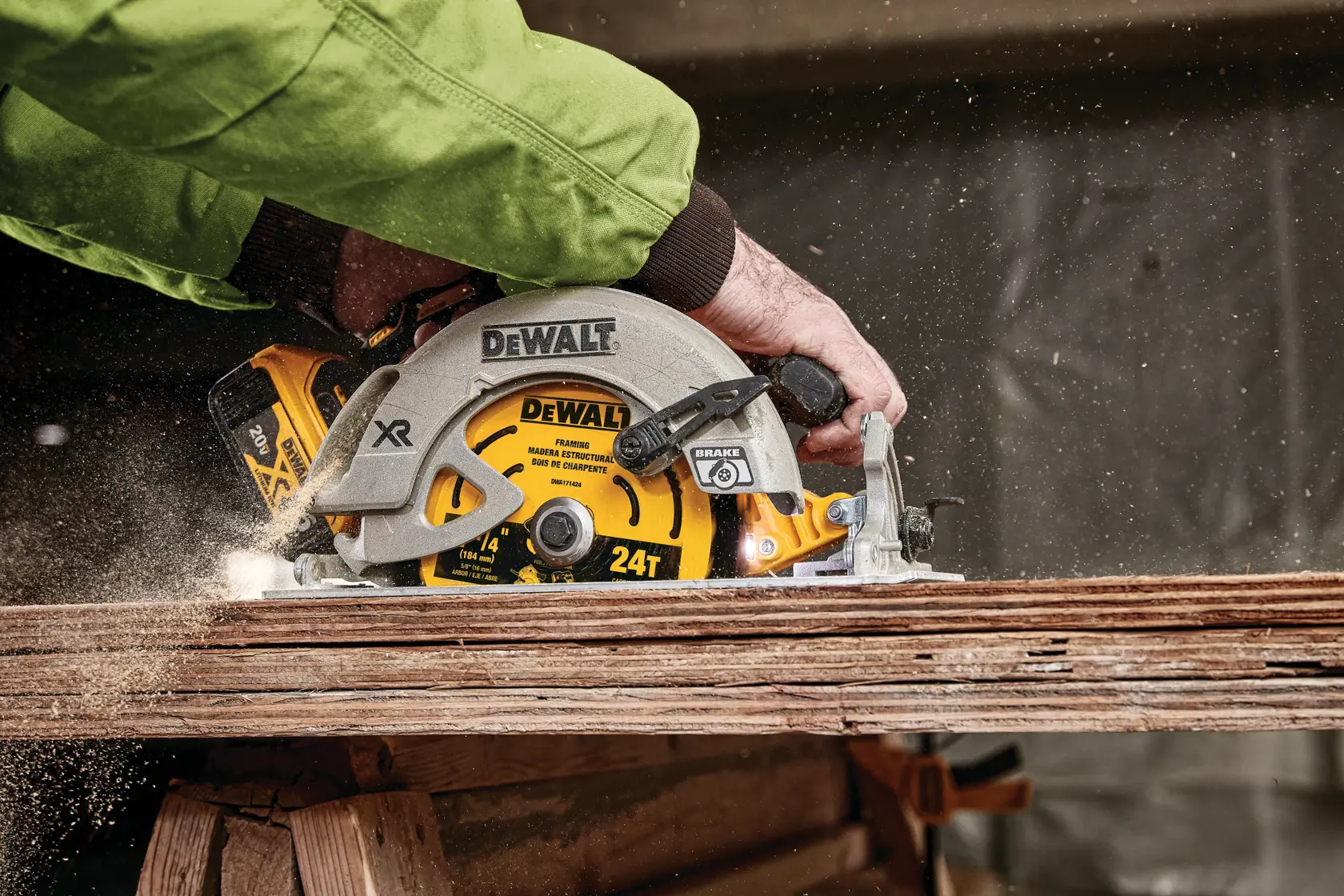 DEWALT® 7-1/4-in. Carbide Circular Saw Blade 24 Tooth with 5/8 in Arbor