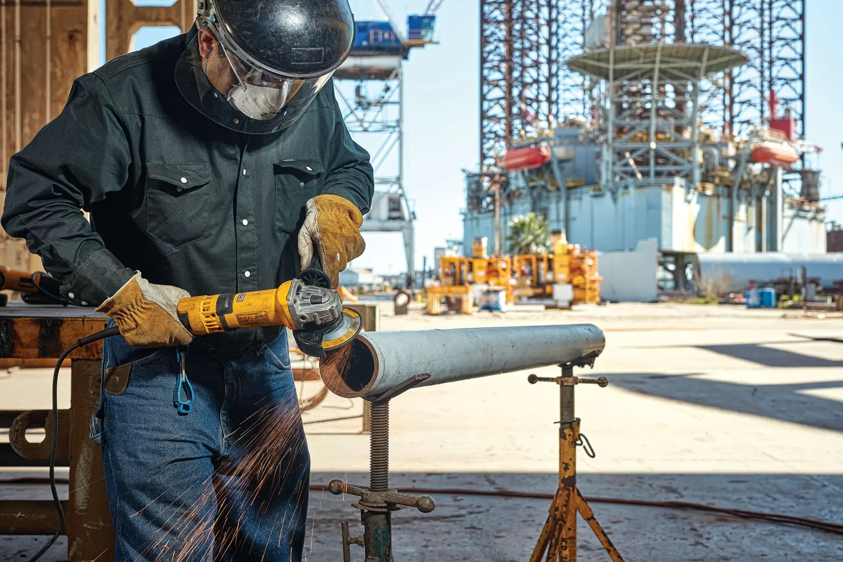 XP ceramic metal grinding wheel Type 27 being used by a person.
