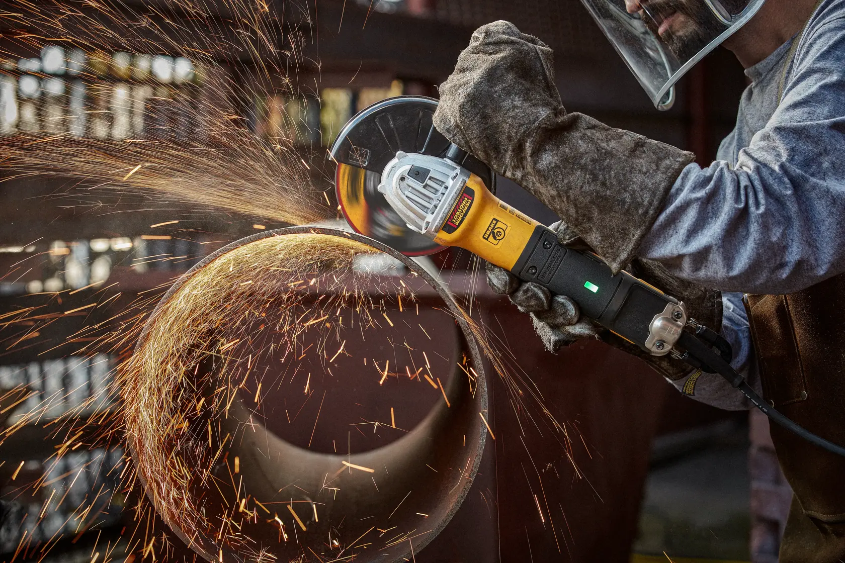 DEWALT® ELITE SERIES™ 4-1/2-in. x .045-in. x 7/8-in. T1 Ceramic Cut-Off Wheel