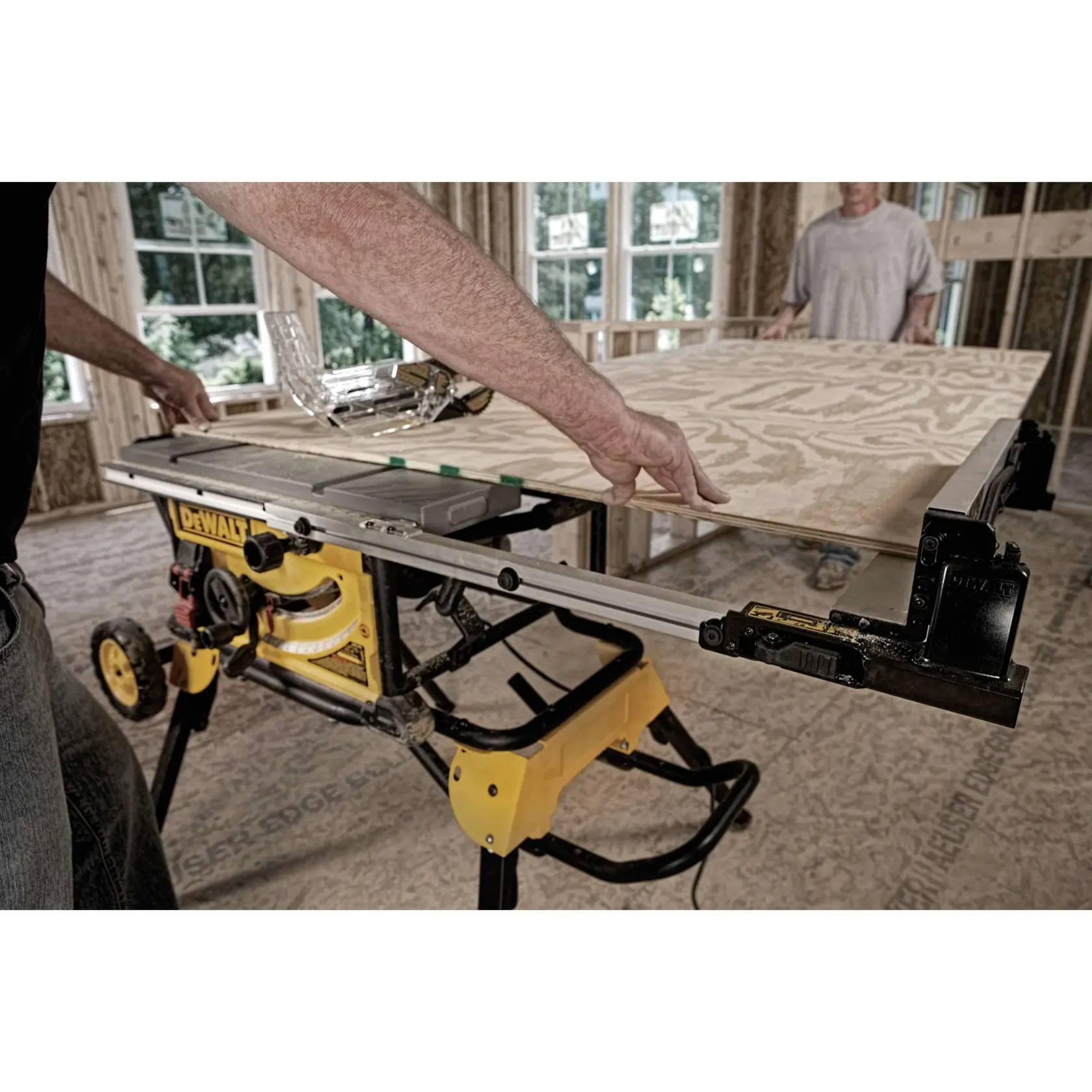 DEWALT® 10-in. Jobsite Table Saw and Rolling Stand