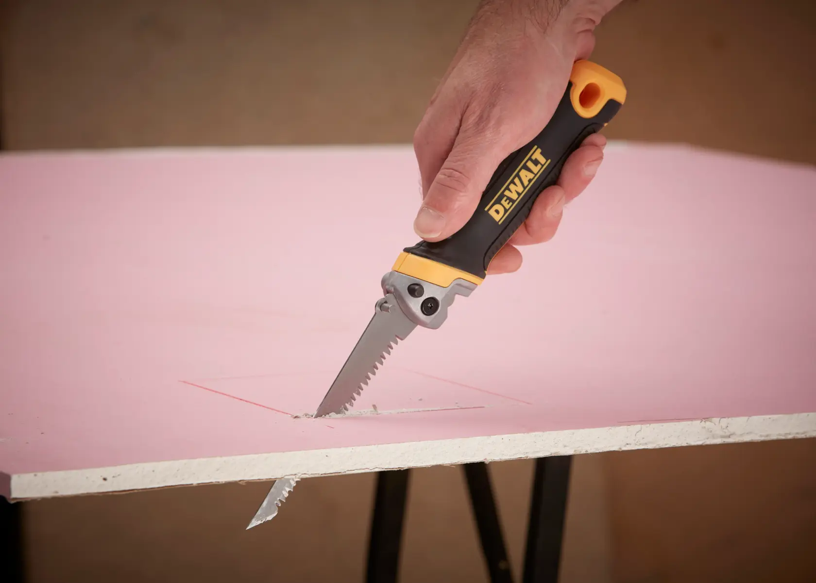 DEWALT® 5-1/4-in. (133mm) Folding Jab Saw