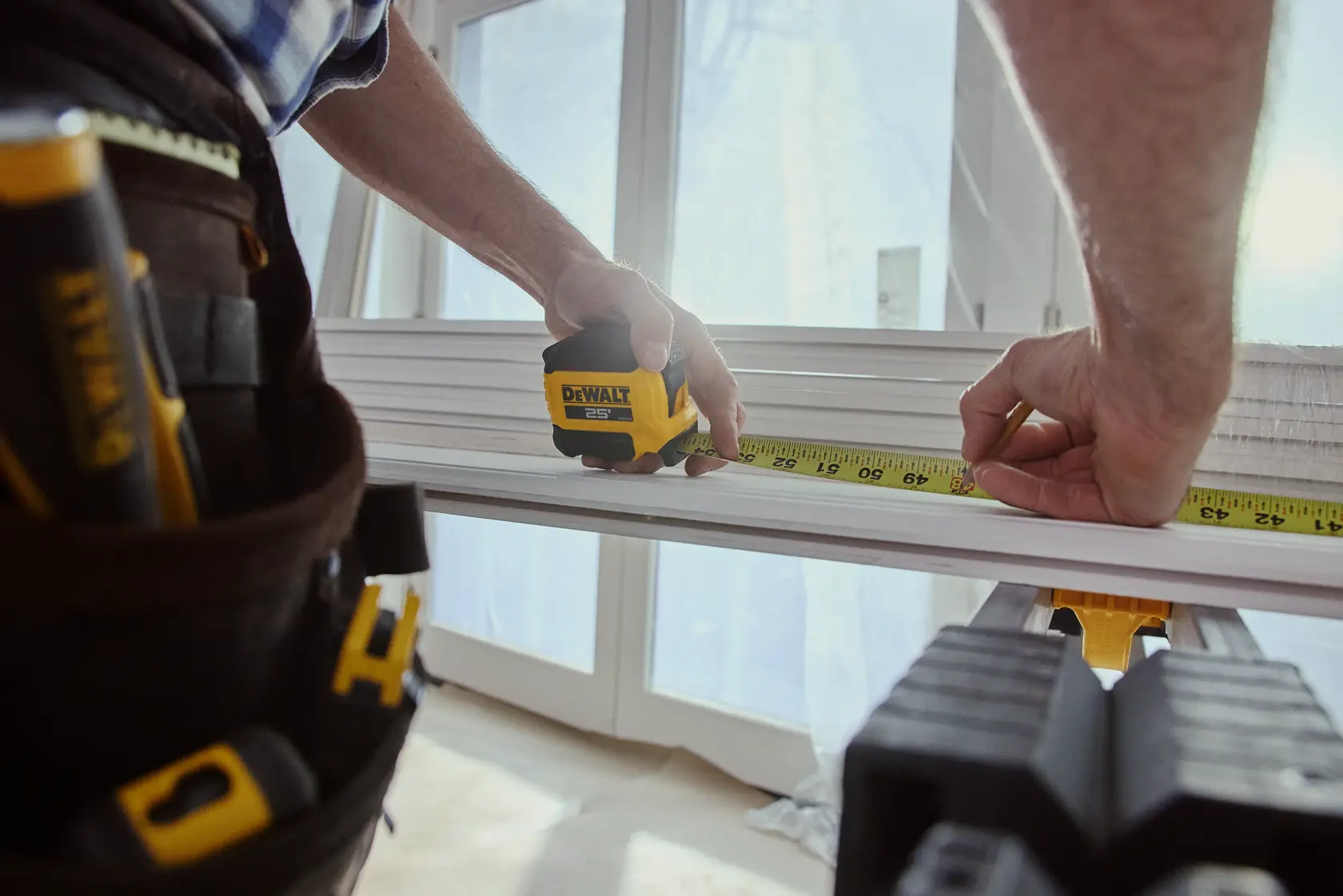 DEWALT® 25 ft. Compact Tape Measure