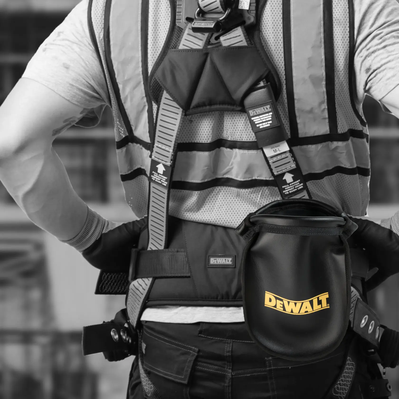 front view of DEWALT No Spill Parts Pouch attached to harness 