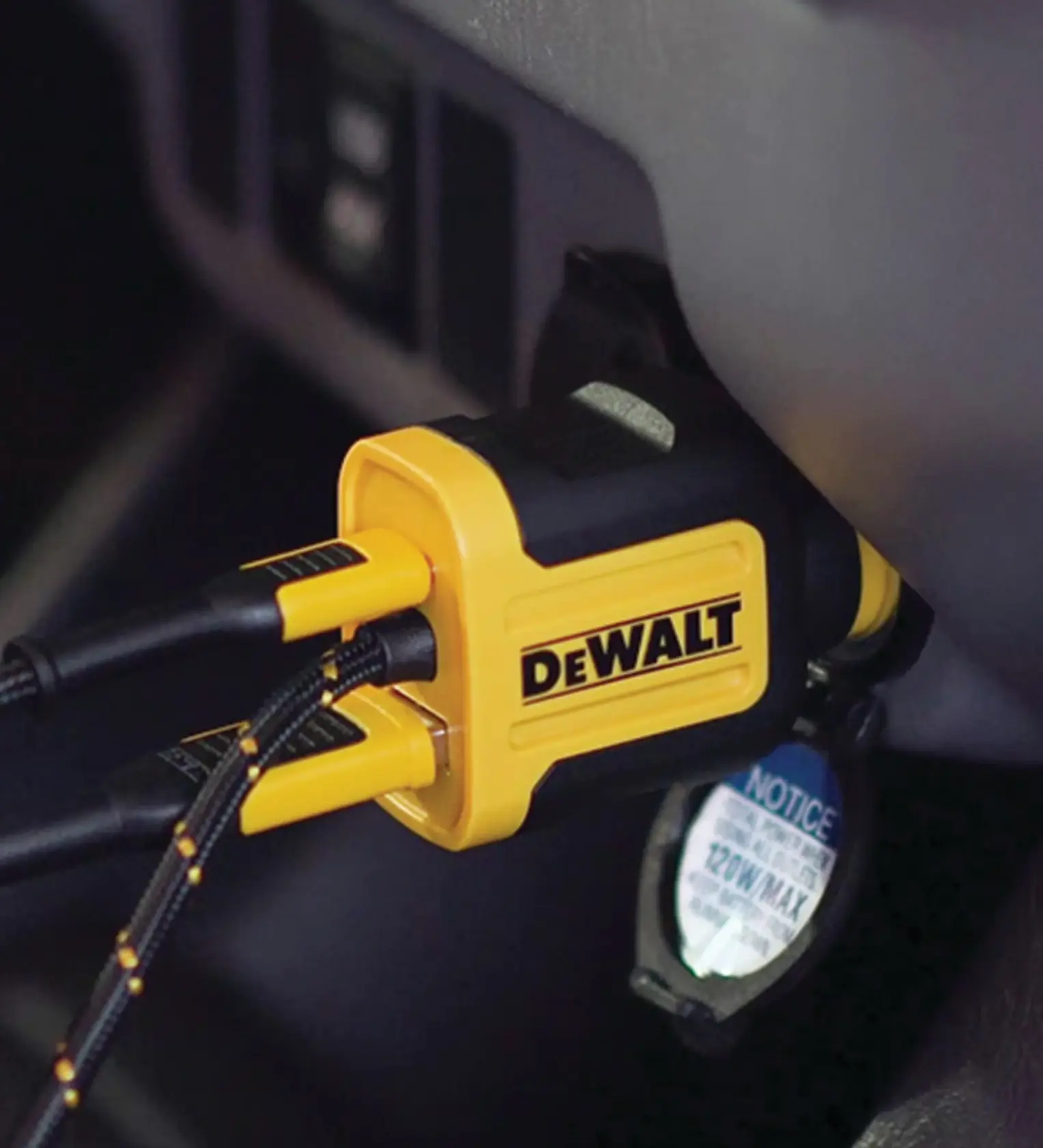 5 Port Front and Back Seat Mobile USB PD Charger in use.