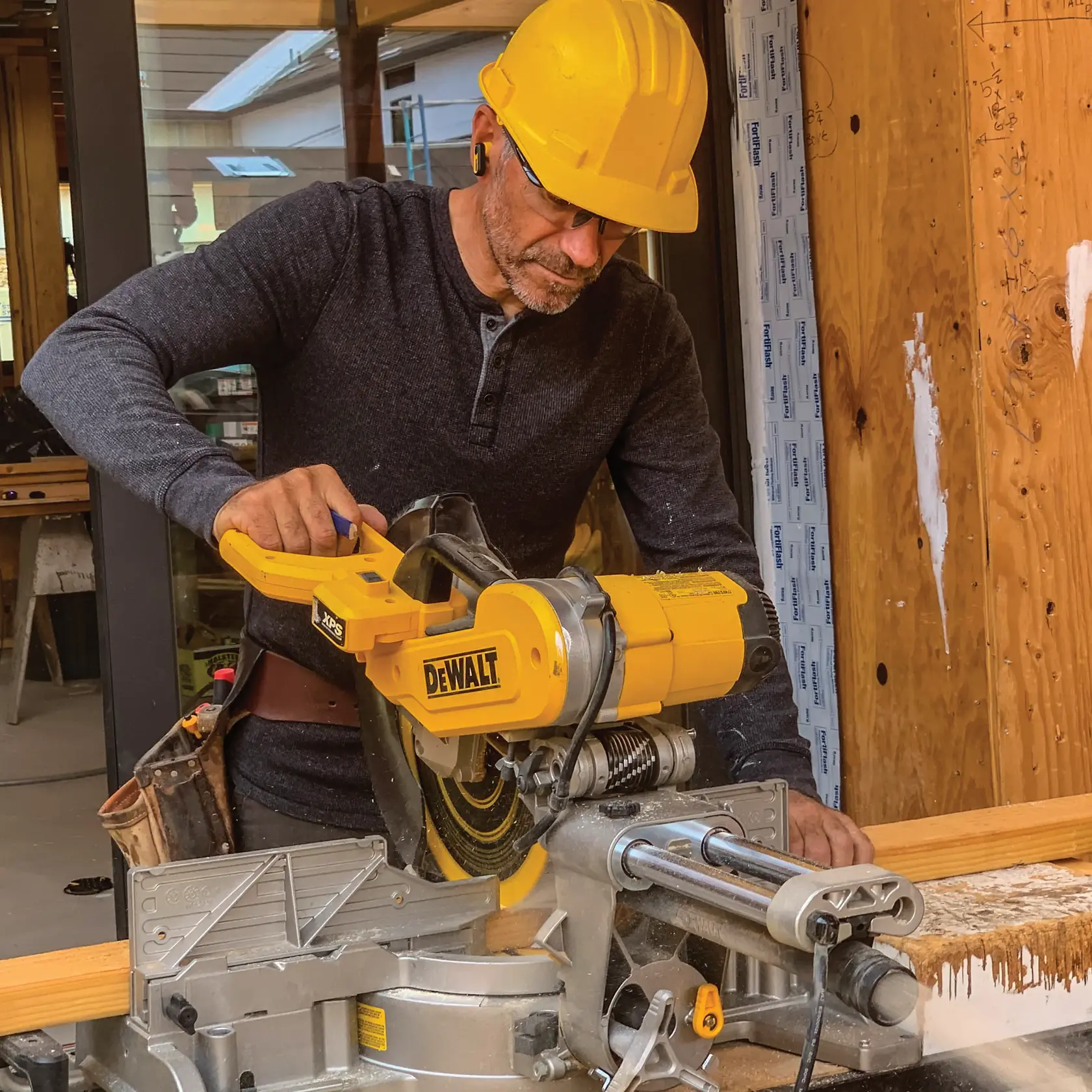 DEWALT® Jobsite Pro-X1 True Wireless Earbuds with Charging Case